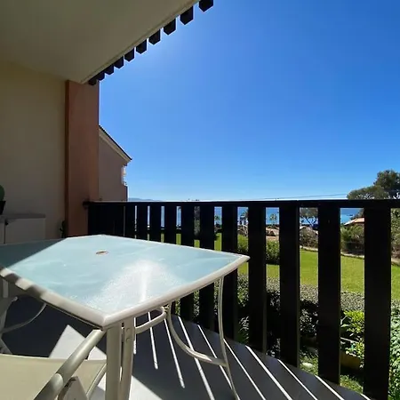 Appartement Splendide T1 Neuf A 2 Minutes De La Plage.